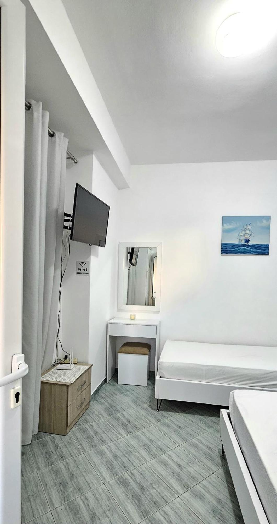 Joen Guesthouse Sarandë Buitenkant foto